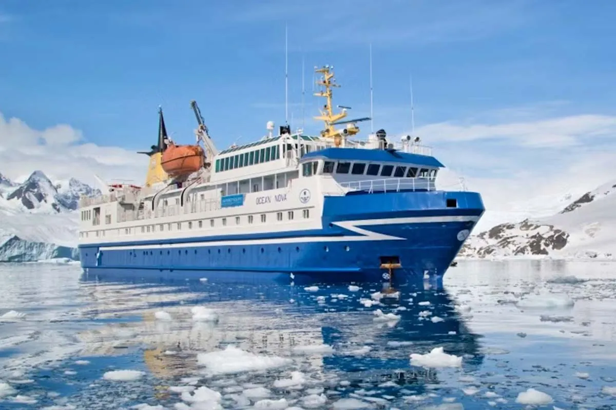 11 Days Polar Latitude Svalbard Expedition Cruise with Complimentary Oslo Stay