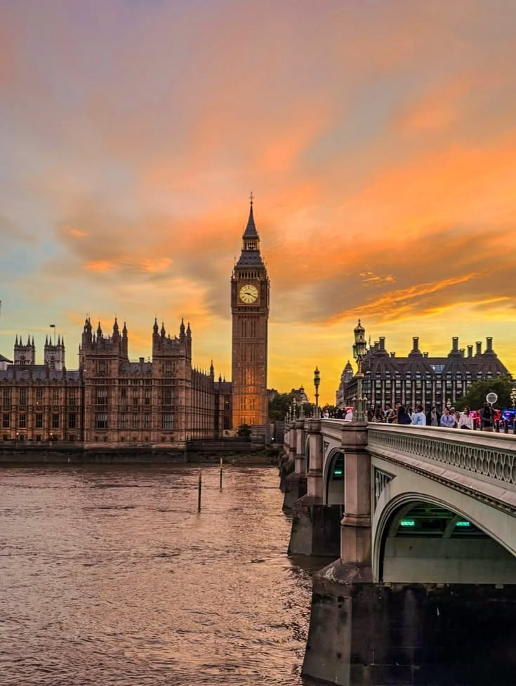 Amazing UK Tour Package – 9 Days / 8 Nights